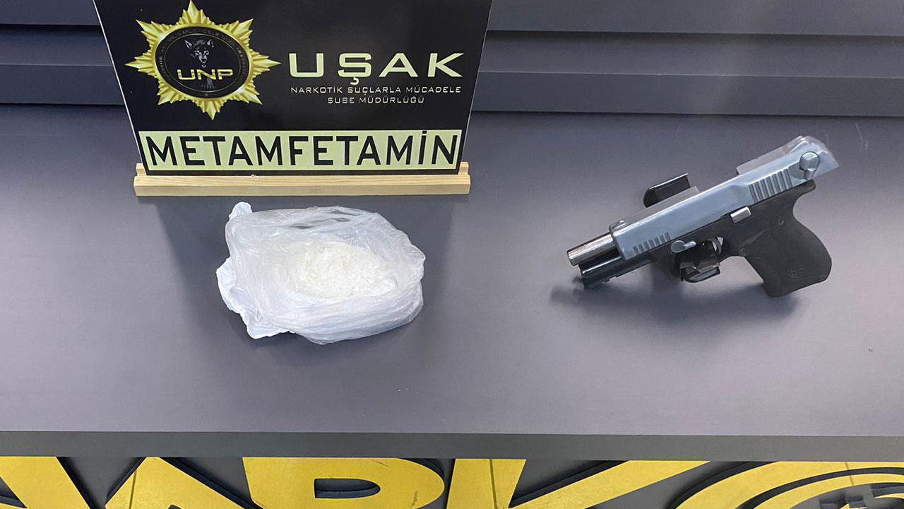 Uşak polisi zehir tacirlerini paketledi