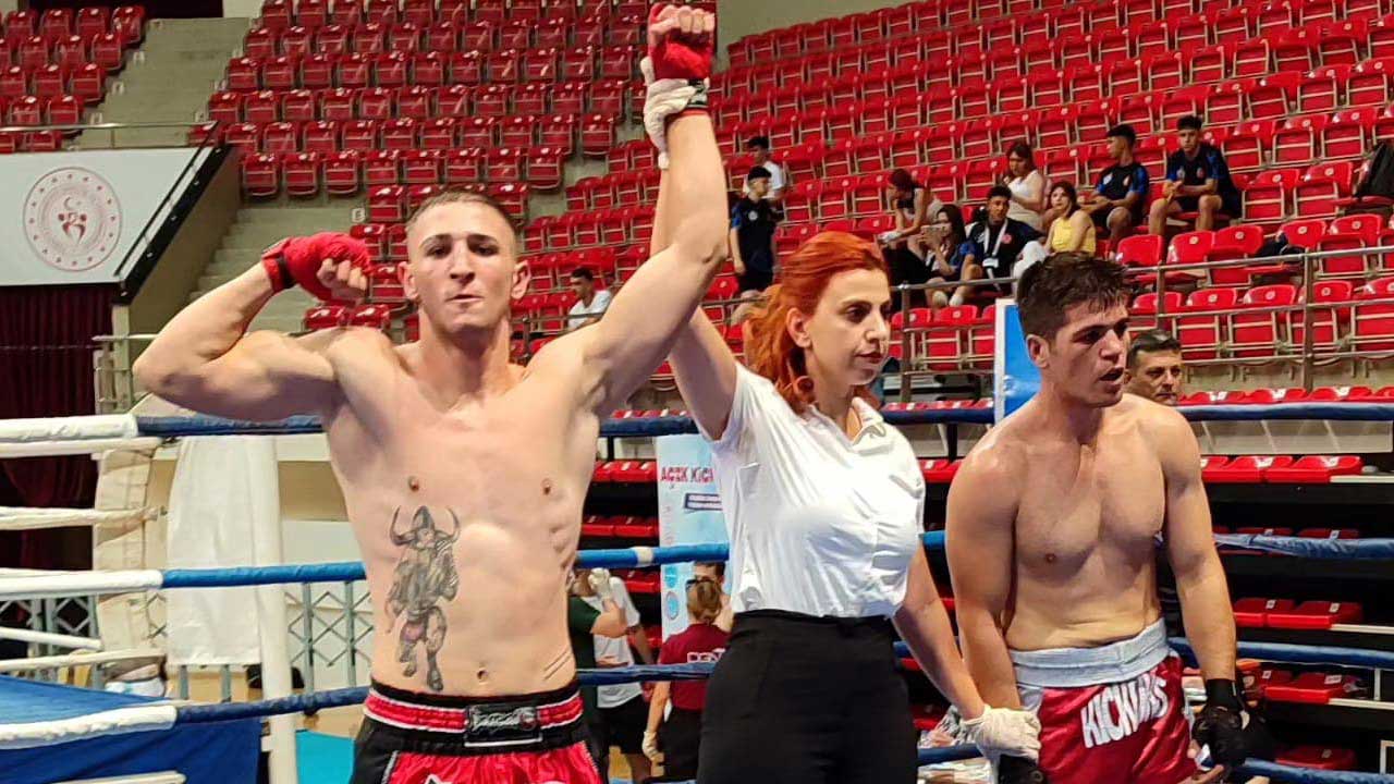 Uşak'tan Kick Boks'ta büyük başarı