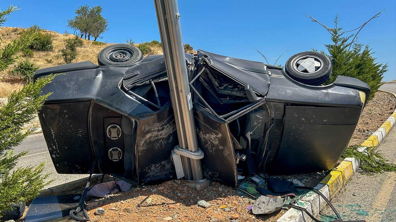 Uşak Kuzey Çevre Yolu'nda kaza! Çok sayıda yaralı var