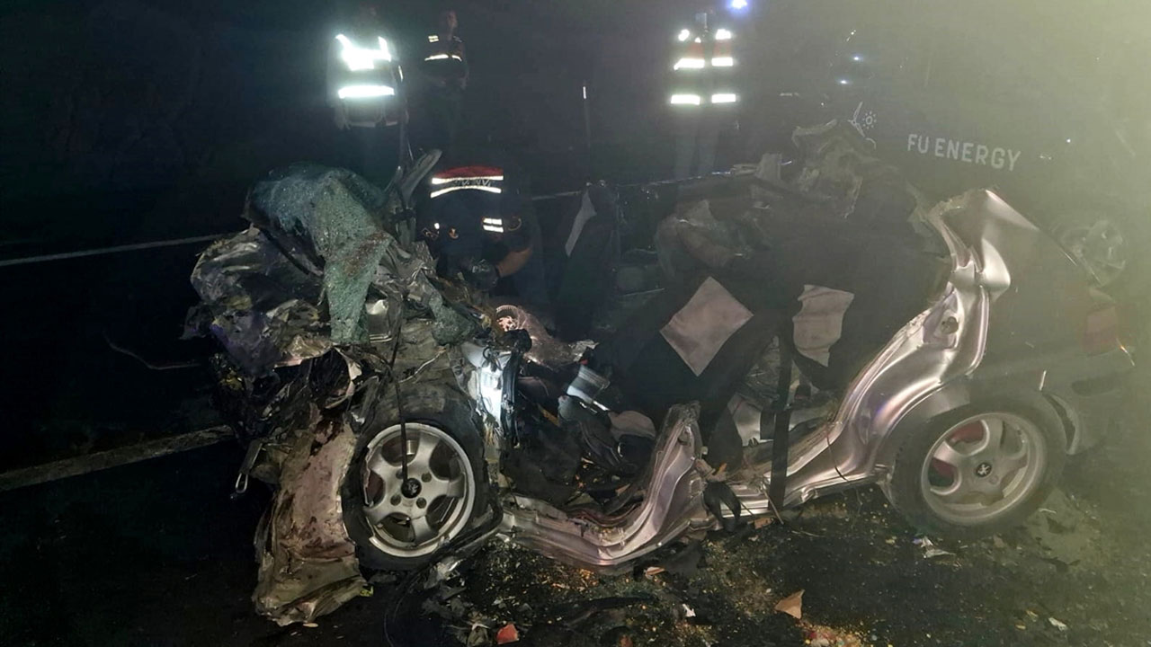 Yeni evlenen imam ve eşi düğün dönüşü trafik kazasında öldü