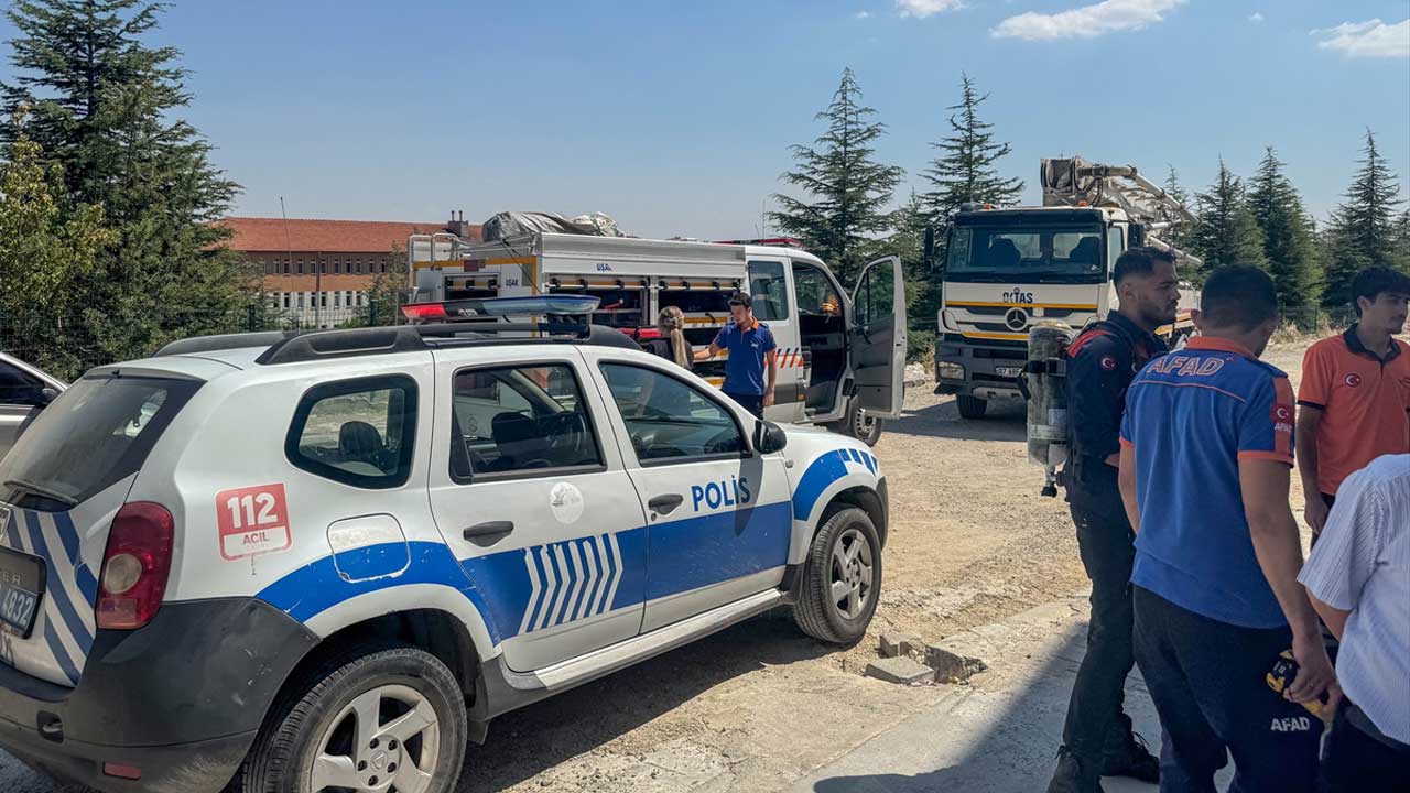 Uşak'ta egzozdan çıkan gaz 4 işçiyi hastanelik etti