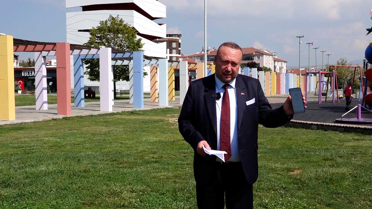 Uşak Belediyesi Atapark’ta Ücretsiz Wi-Fi Hizmeti Vermeye Başladı