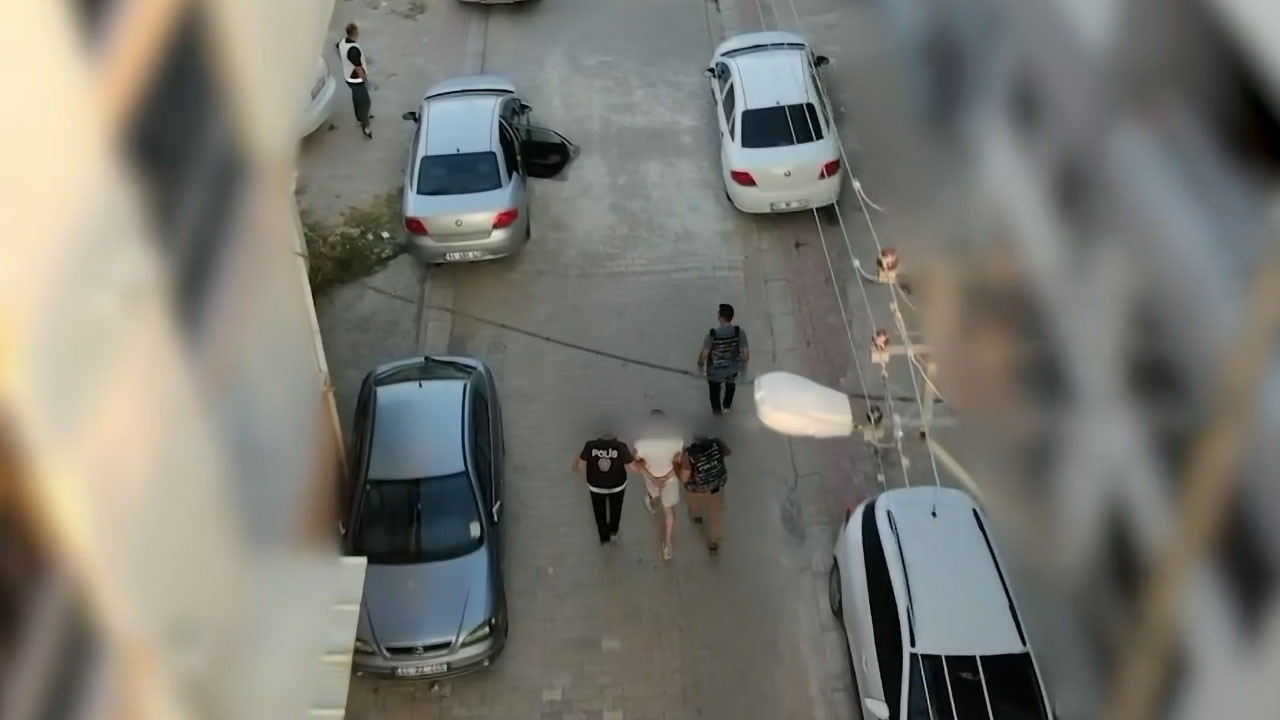 Uşak’ta uyuşturucu satıcılarına operasyon