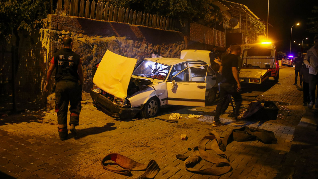 Uşak'ta merdiven boşluğuna düşen otomobildeki 17 yaşındaki genç öldü