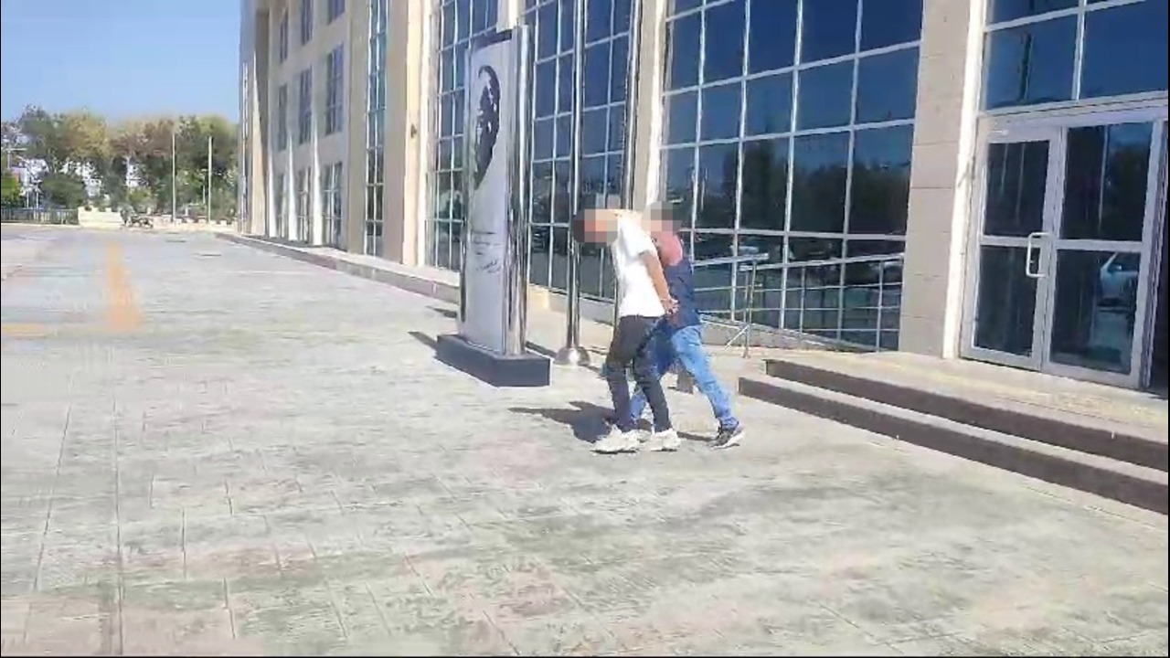Otomobilinde sentetik uyuşturucu bulunan şüpheli tutuklandı