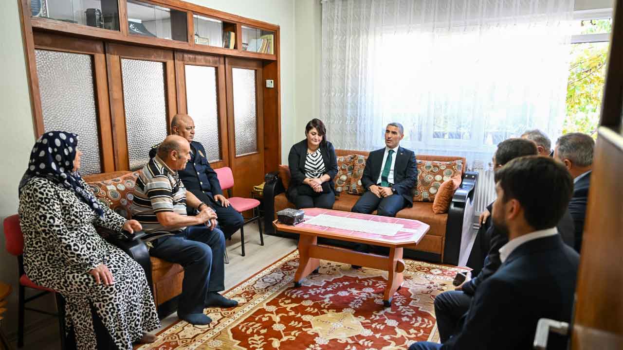 Uşak'ın yeni Valisi Naci Aktaş ilk ziyaretlerini gerçekleştirdi
