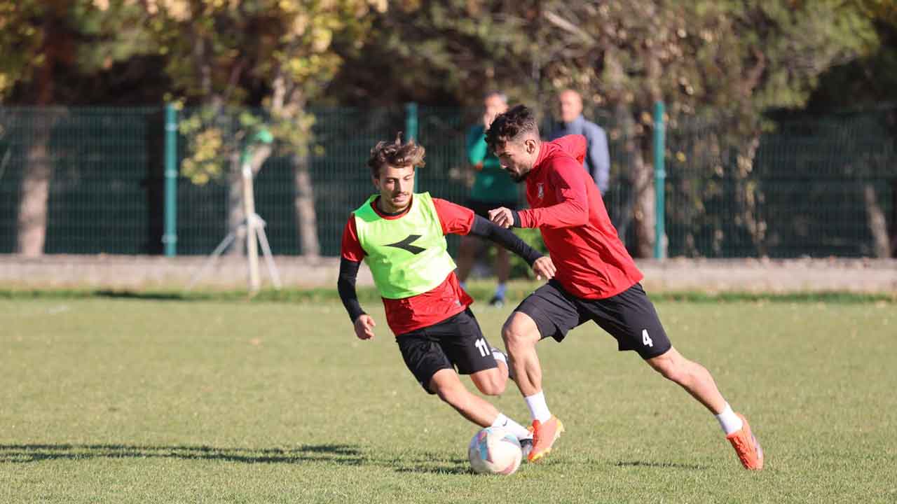 Uşakspor, Fatsa Belediyespor'u eli boş göndermek istiyor