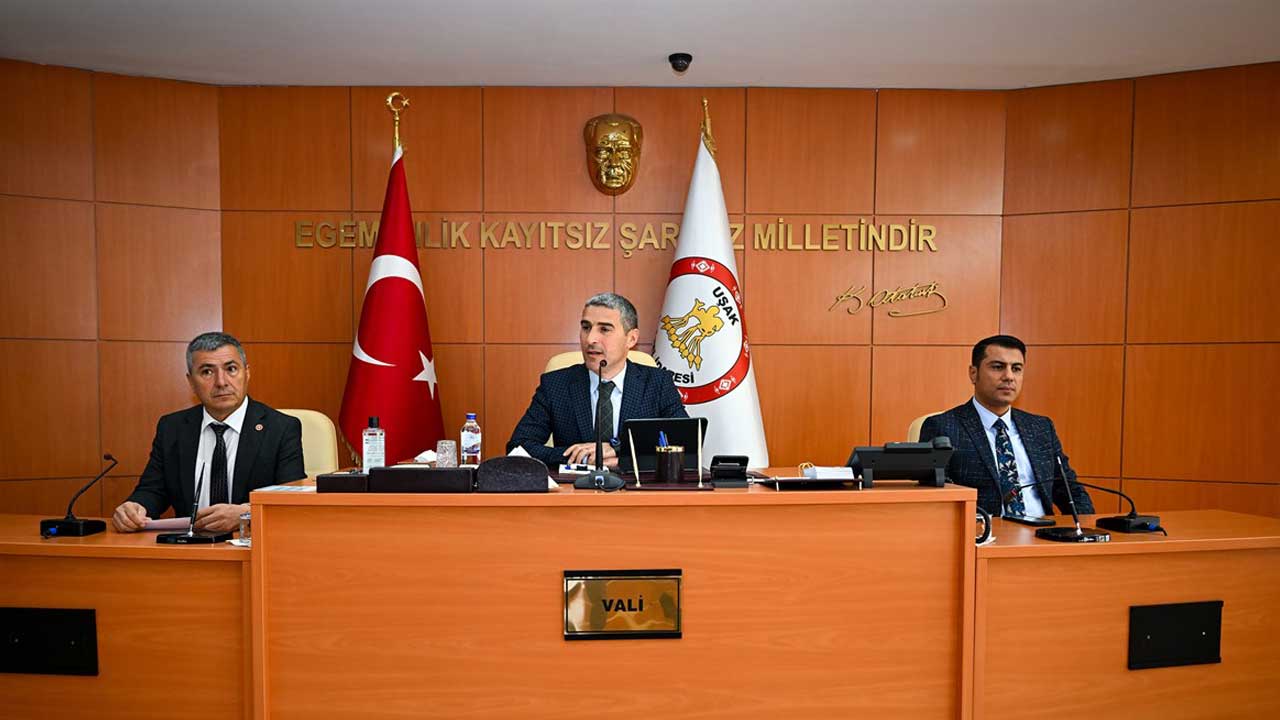 Uşak Valisi Naci Aktaş, İl Genel Meclisi'nde birlik ve beraberlik vurgusu yaptı
