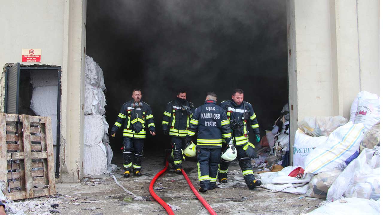 Uşak Uşak Deri Karma Organize Sanayi Bölgesi'nde yangın