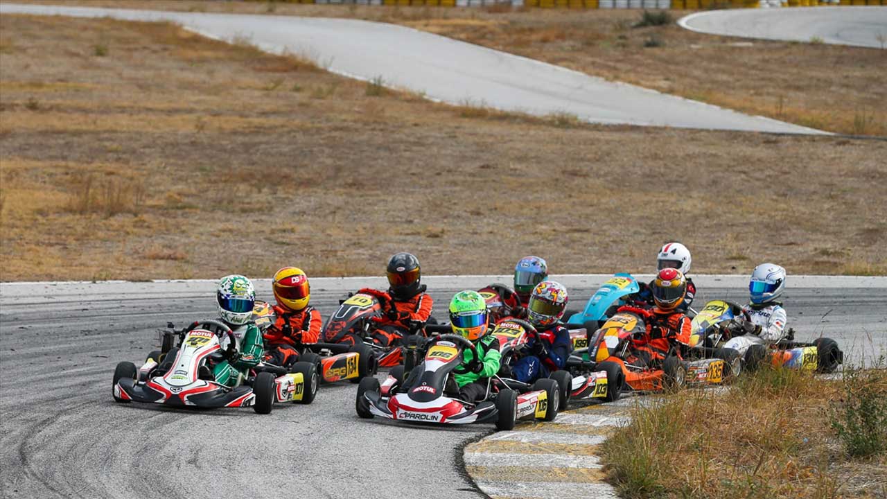 Türkiye Karting Şampiyonası 6. ayak yarışları Uşak'ta yapıldı