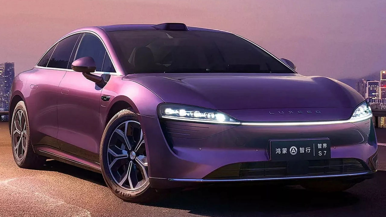 Huawei ve Chery'nin yeni gözdesi Luxeed S7 elektrikli sedan tanıtıldı
