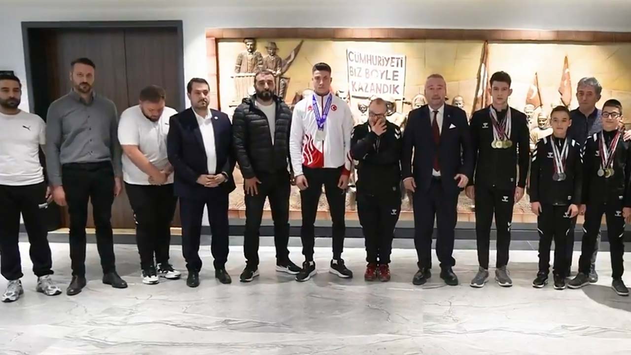 Başkan Yalım: “Sporcularımız Uşak’ın gururu oldu”