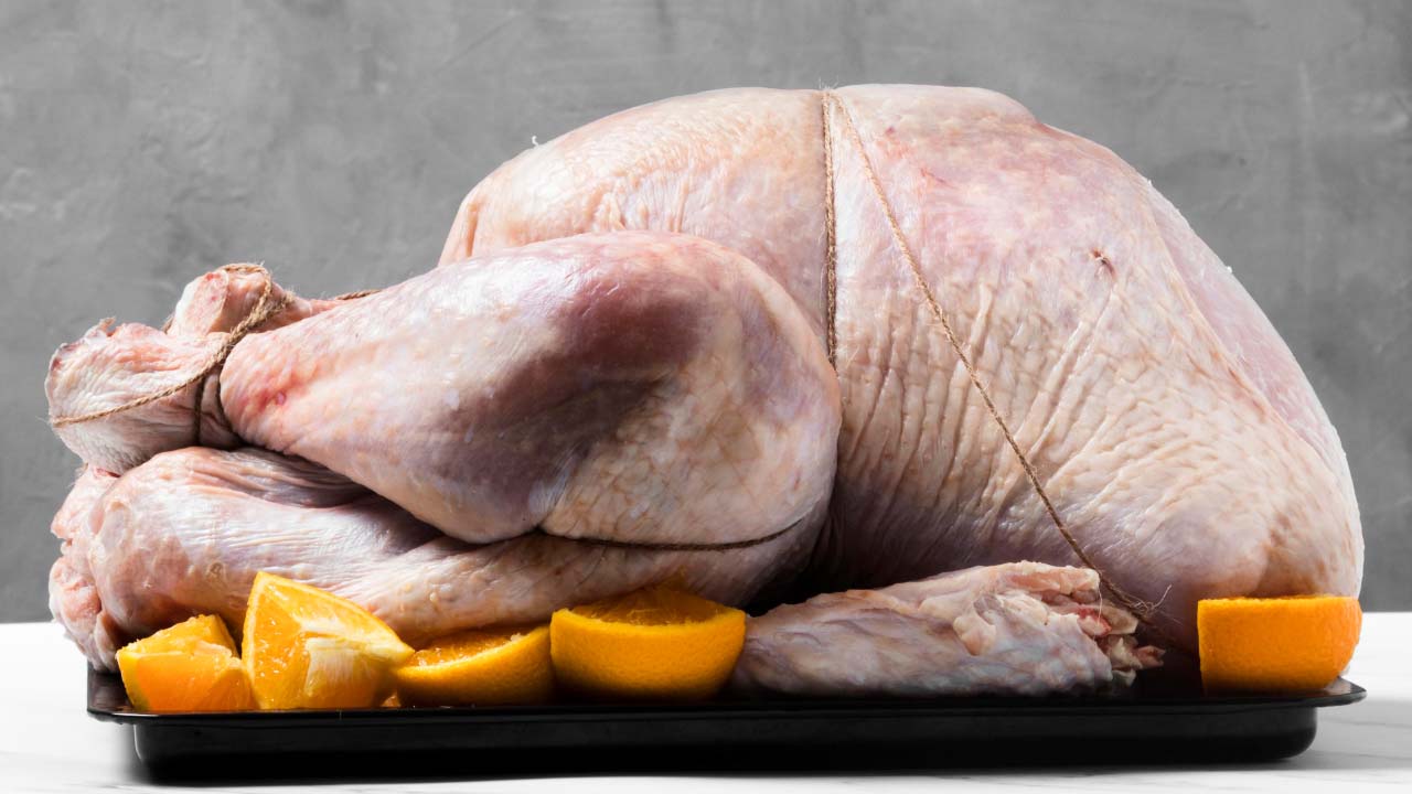 BİM, A101, ŞOK Migros ve Carrefoursa'da yılbaşı hindi fiyatları kaç para?