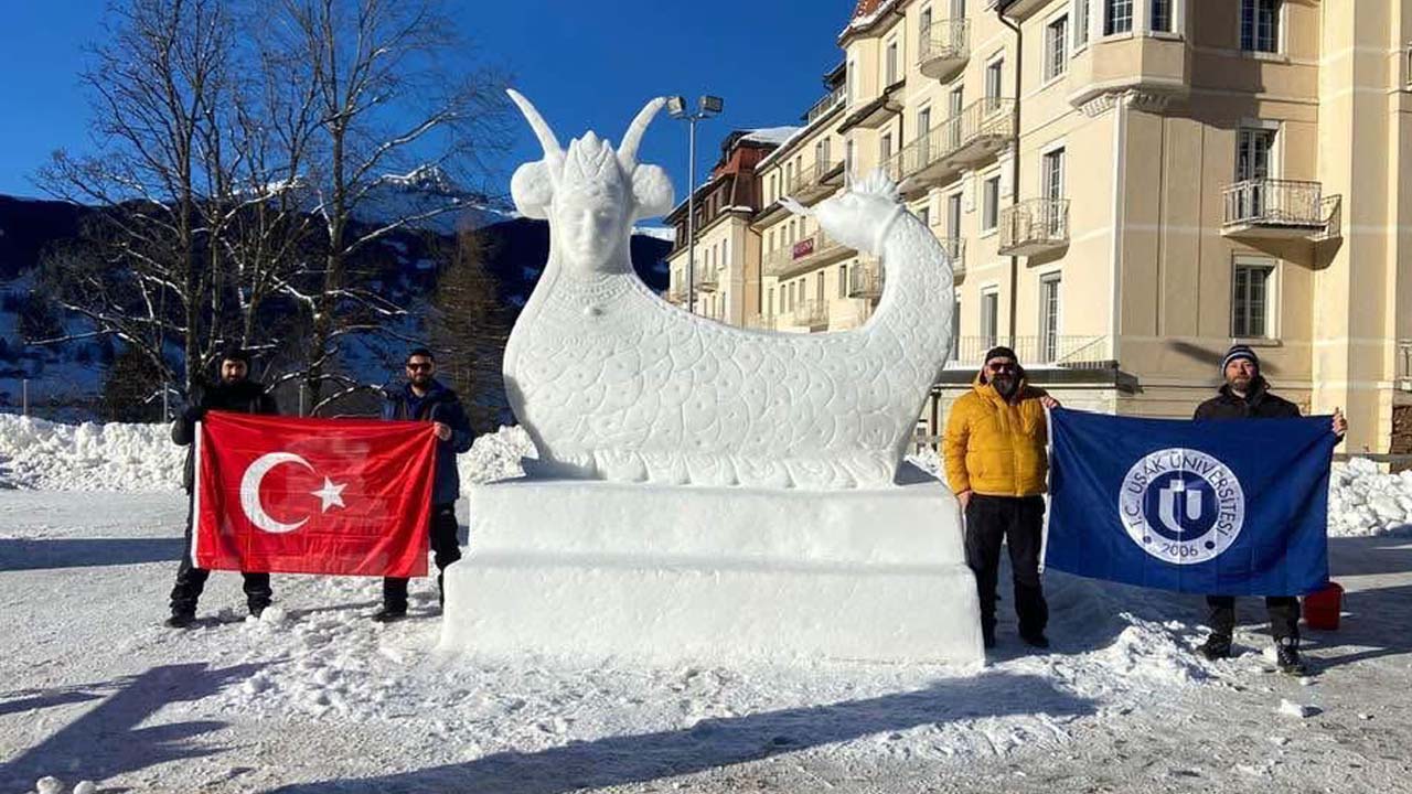 Uşak Üniversitesi'nden dünya çapında sanat başarısı