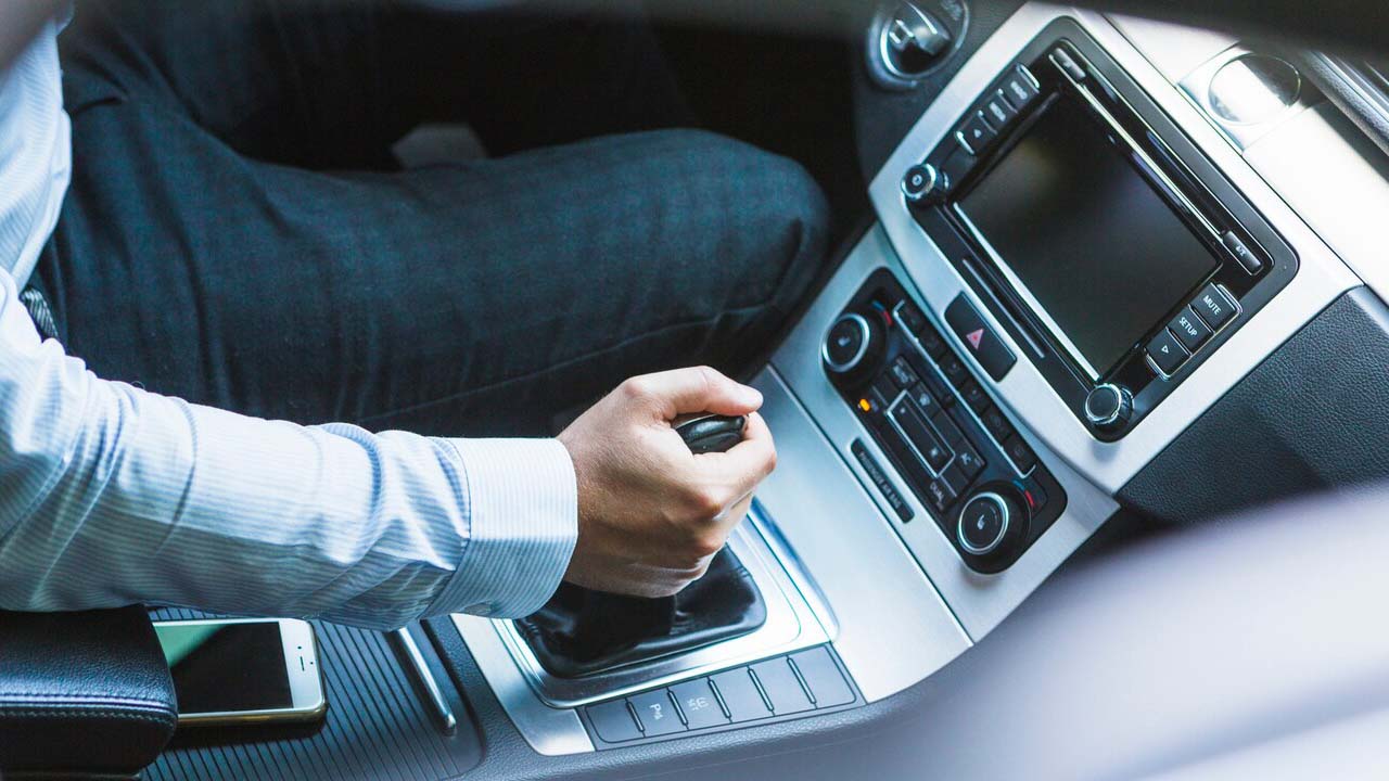 Otomatik vitesli otomobillerin fiyatları güncellendi en ekonomik model kaç TL?