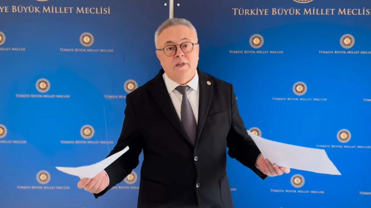 CHP’li Ali Karaoba’dan deprem uyarısı: “Uşak Depreme Ne Kadar Hazırlıklı?”