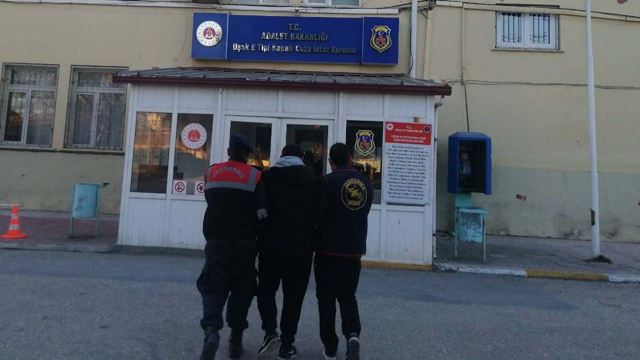 Uşak’ta cinayet hükümlüsü tribünde maç izlerken yakalandı