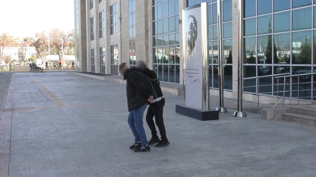 Uşak Emniyeti'nden uyuşturucu operasyonu: 1 tutuklama