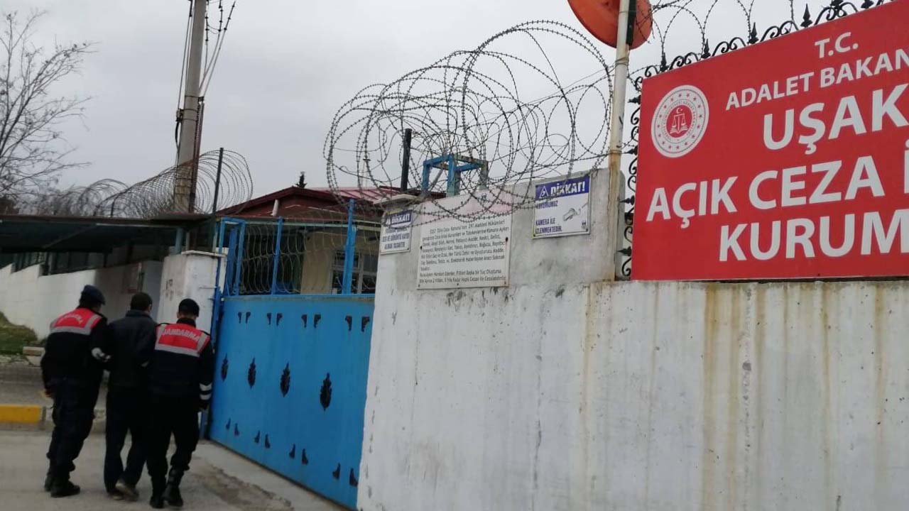 Uşak Jandarma ekipleri kesinleşmiş hapis cezası bulunan 13 kişiyi yakaladı