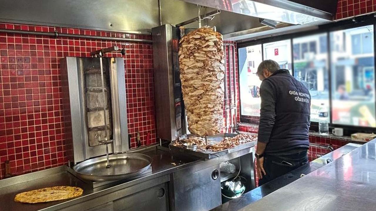 Uşak'ta gıda denetimlerinde 29 işletmeye 1,2 milyon TL ceza kesildi