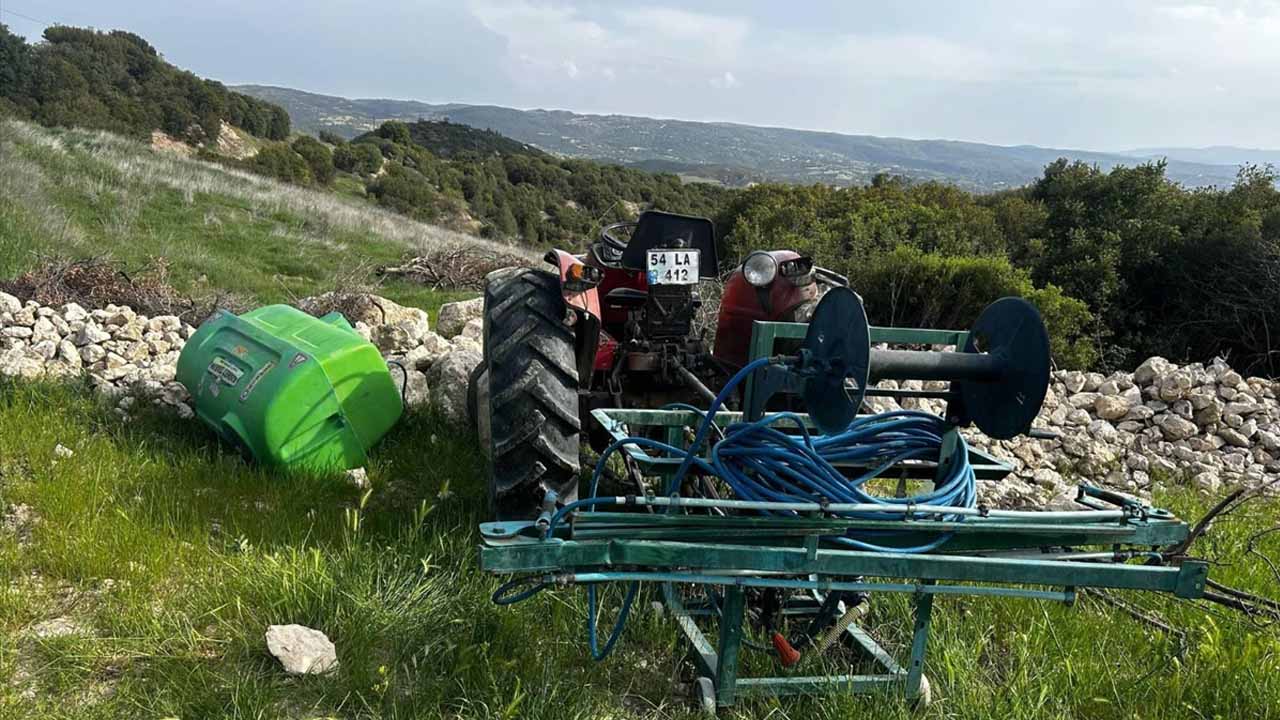 Uşak Ulucak köyünde traktör faciası, ağır yaralandı