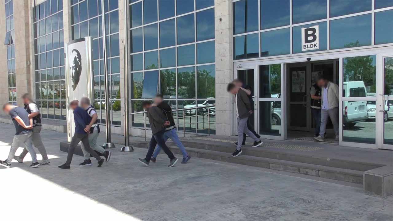 25 ekip, 77 personel, 10 tutuklama! Uşak’ta aranan kişiler yakalandı