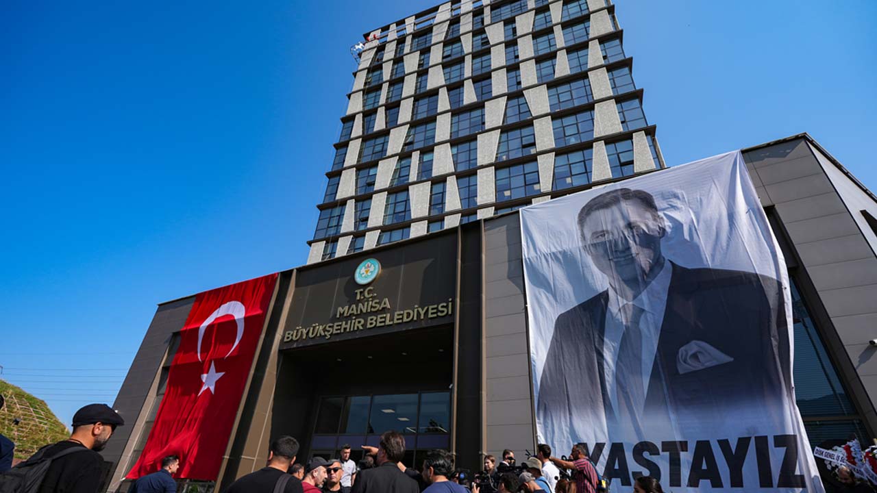 Başkan Ferdi Zeyrek’in ani ölümü Türkiye’yi yasa boğdu, yeni başkan kim olacak?