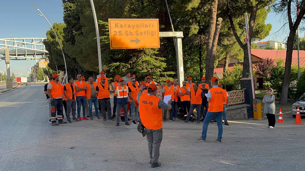 Uşak’ta Yol-İş Sendikası’ndan eylem: "Geçinemiyoruz"