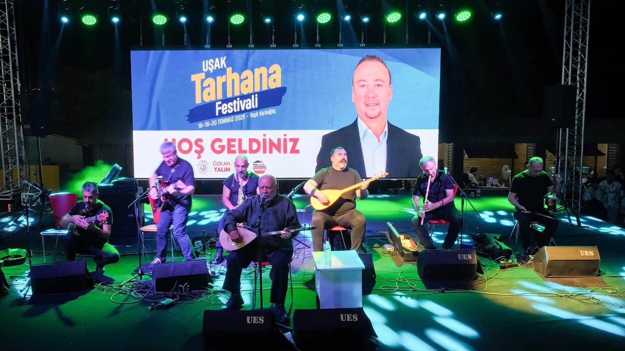 Uşak Tarhana Festivali’nin son gününde Musa Eroğlu sahne aldı