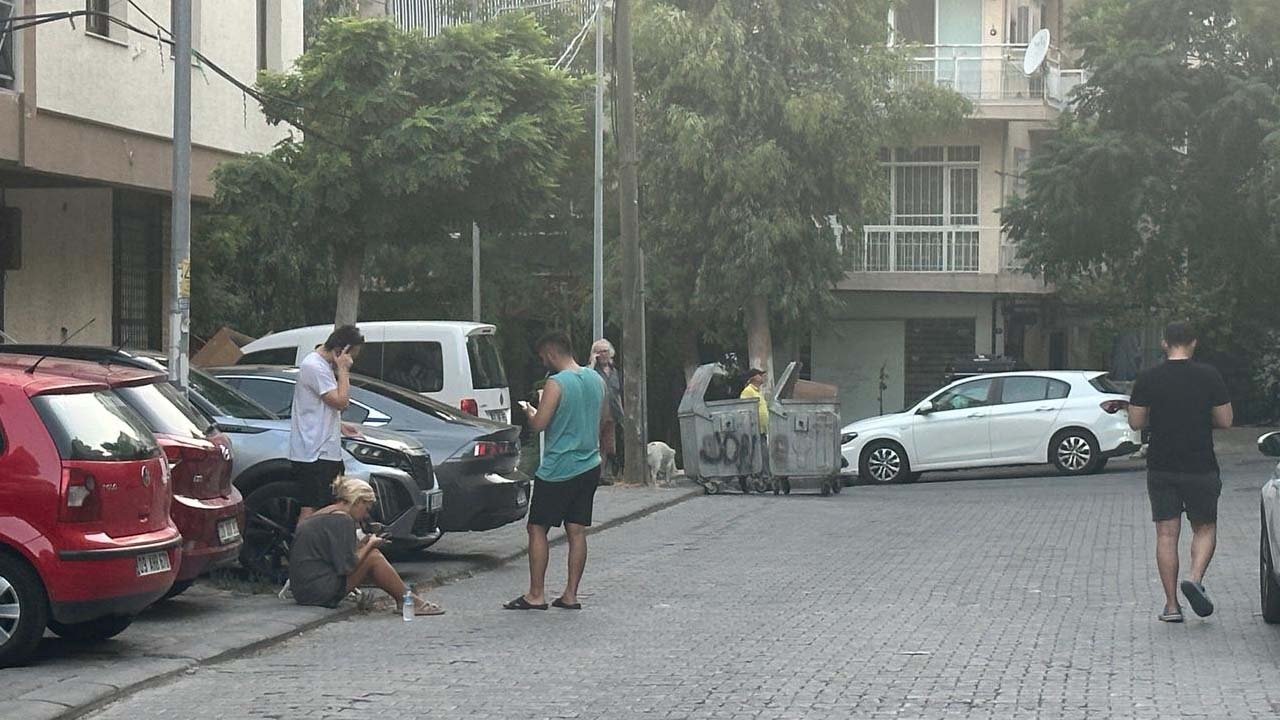 Sındırgı'daki 6,1 büyüklüğündeki deprem Uşak'ı salladı
