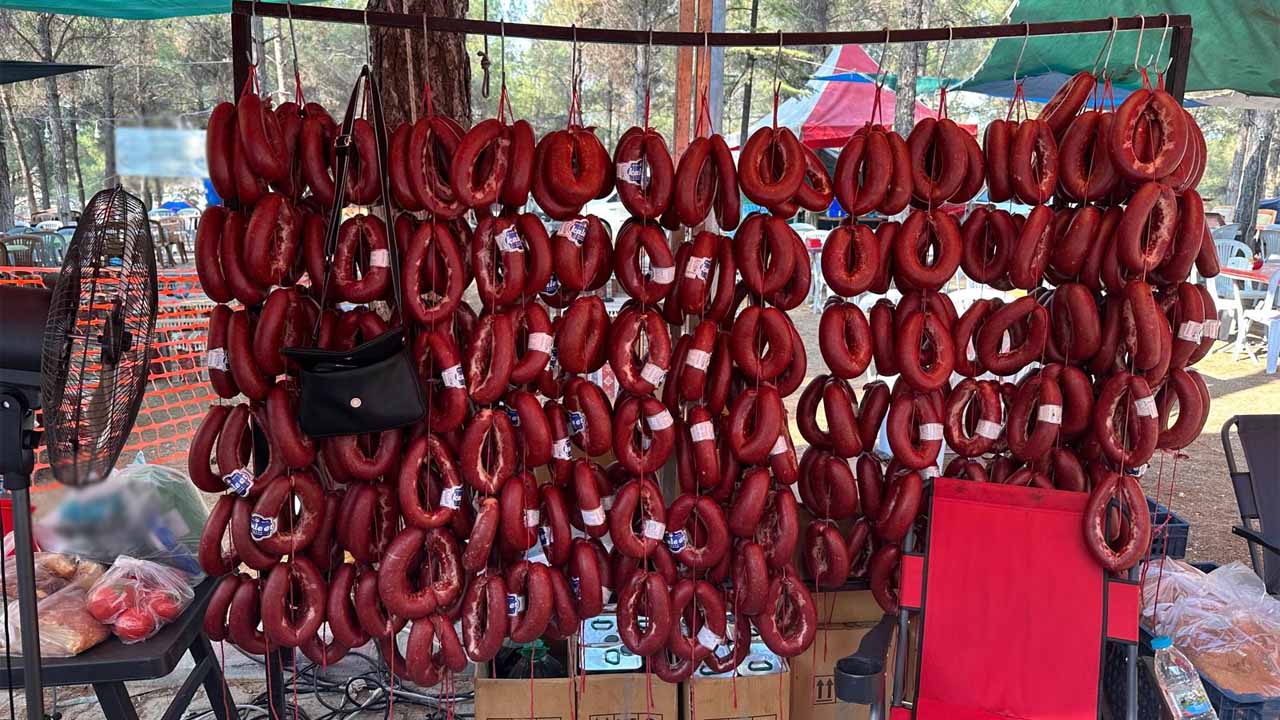 Uşak’ta festival denetiminde 300 kilogram sucuğa el konuldu