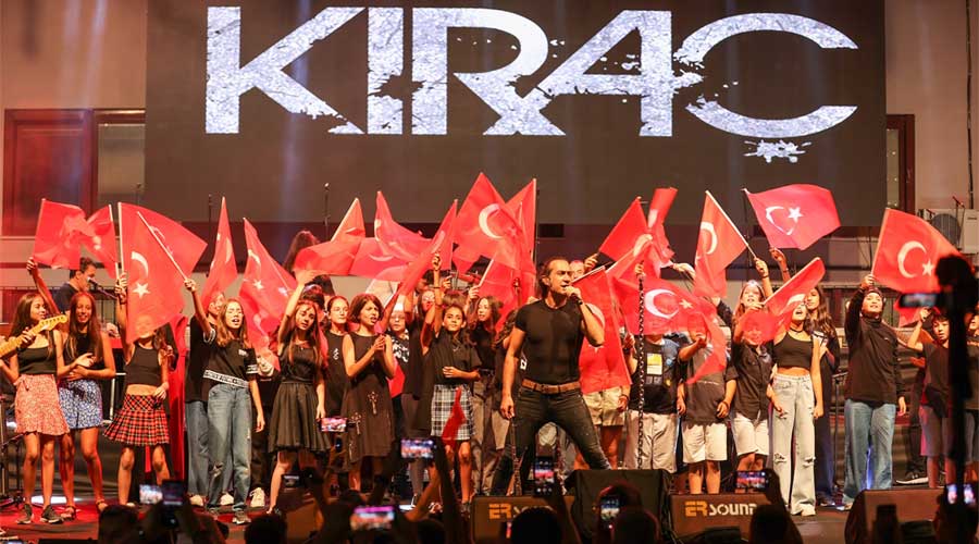 17 Benli Şadiye Kıraç'ın yorumuyla yayında