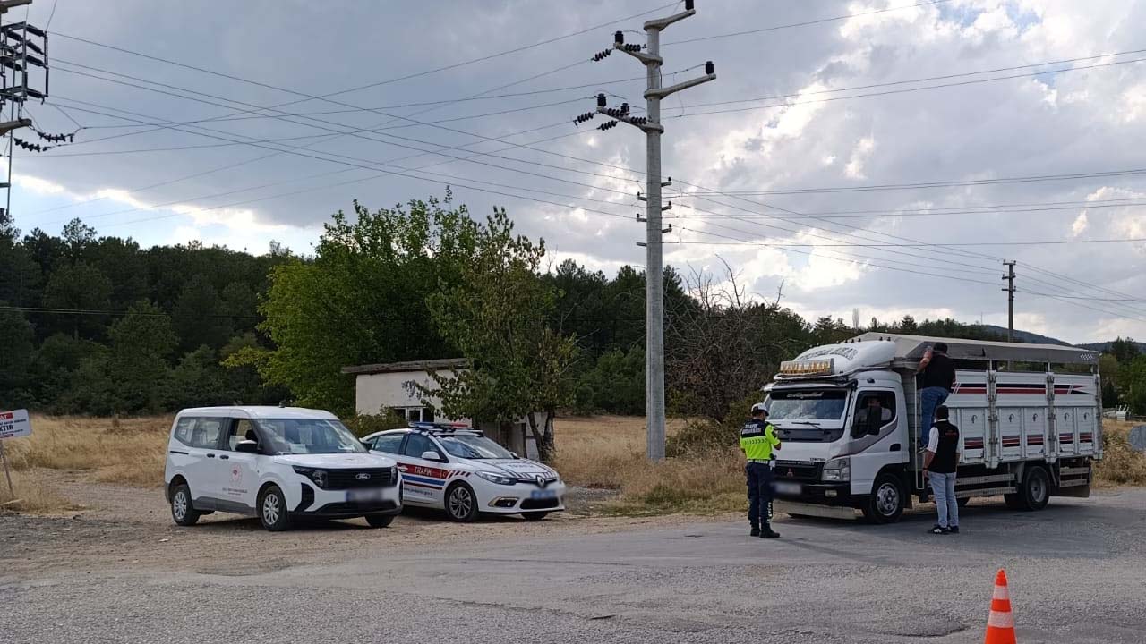 Uşak’ta hayvan sağlığı için kontroller devam ediyor