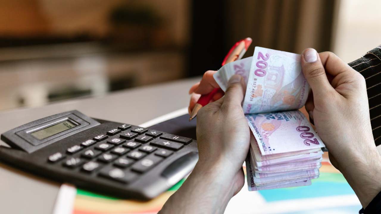 Enflasyon Farkı Hesaplandı Memur ve Emekli Maaşlarına Kaç Lira Zam Gelecek?