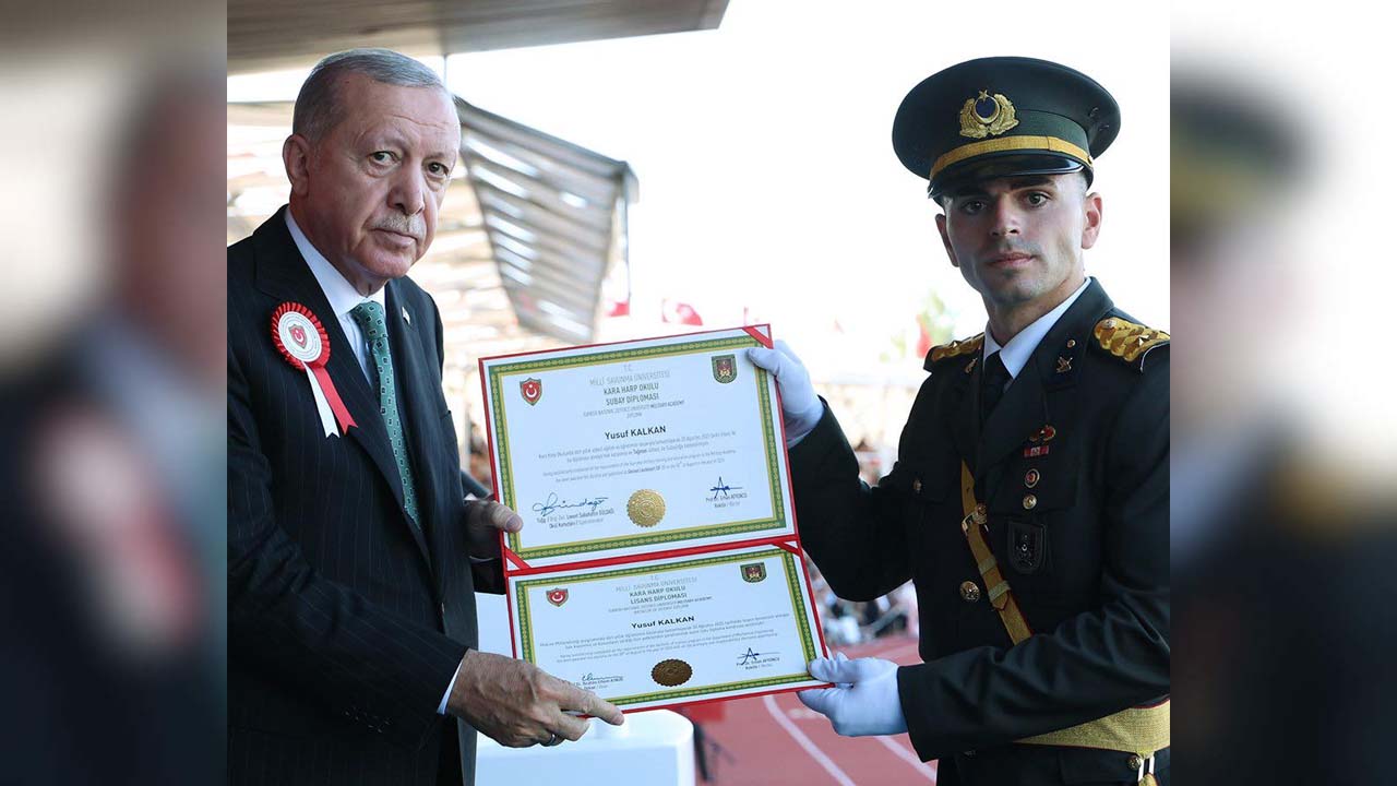 Uşaklı Teğmen Kara Harp Okulu dönem birincisi oldu