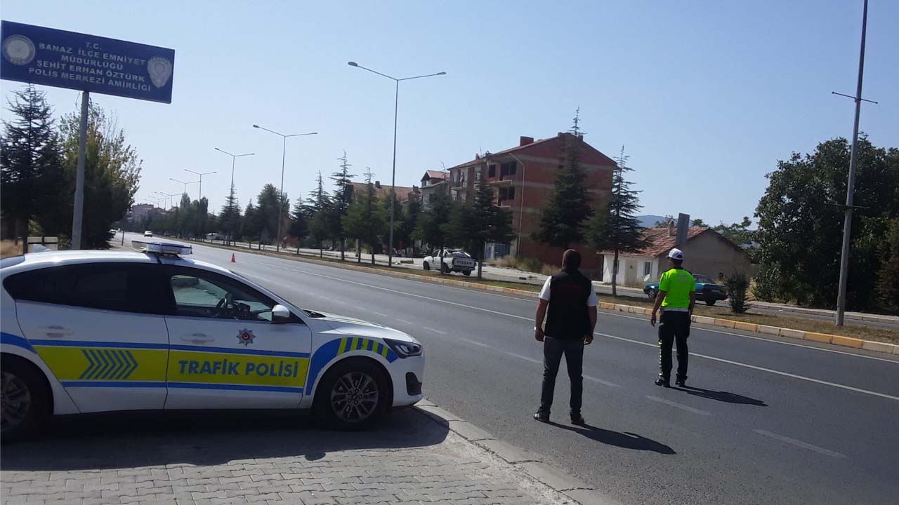 Uşak’ta şap hastalığına karşı denetimler aralıksız devam ediyor