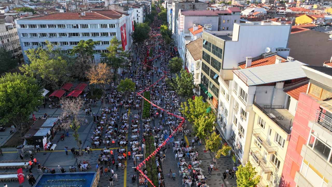 Uşak'ın düşman işgalinden kurtuluşunun 103. yılı kutlandı