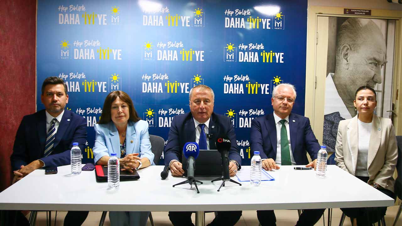 İYİ Parti Genel Başkan Yardımcısı Olgun'dan Uşak'a ziyaret