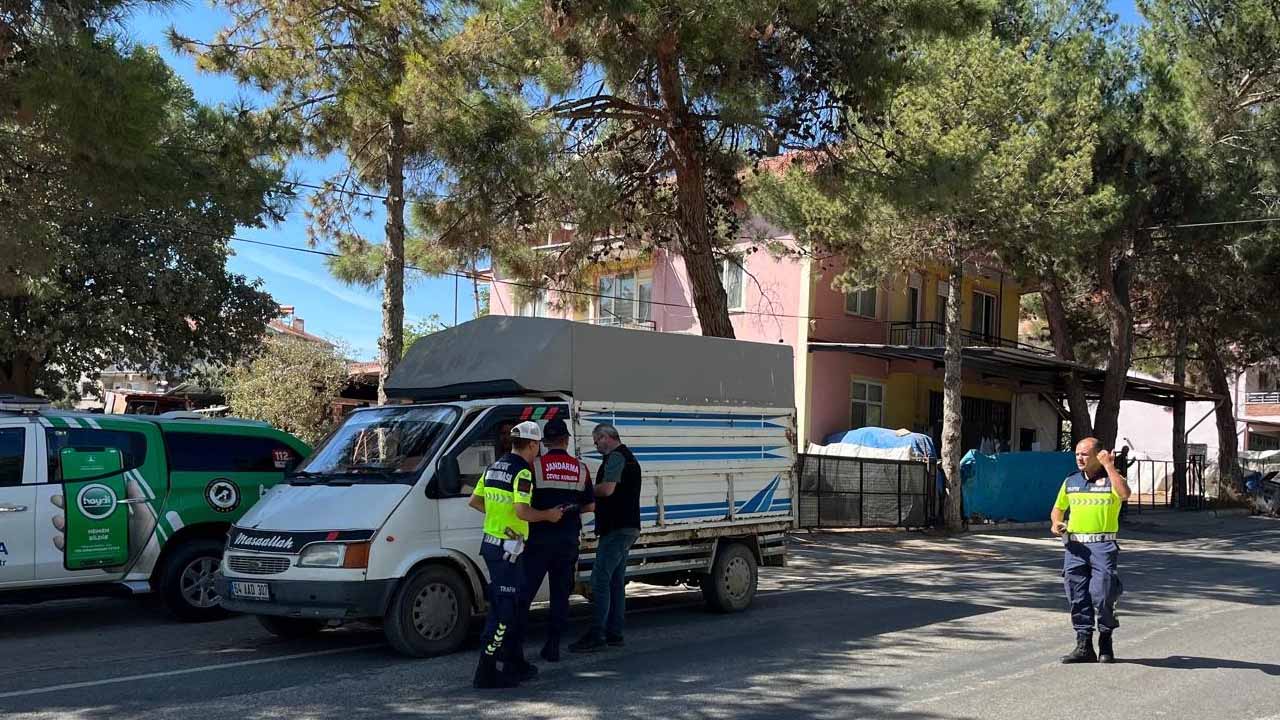 Uşak’ta canlı hayvan taşımacılığına yakın takip
