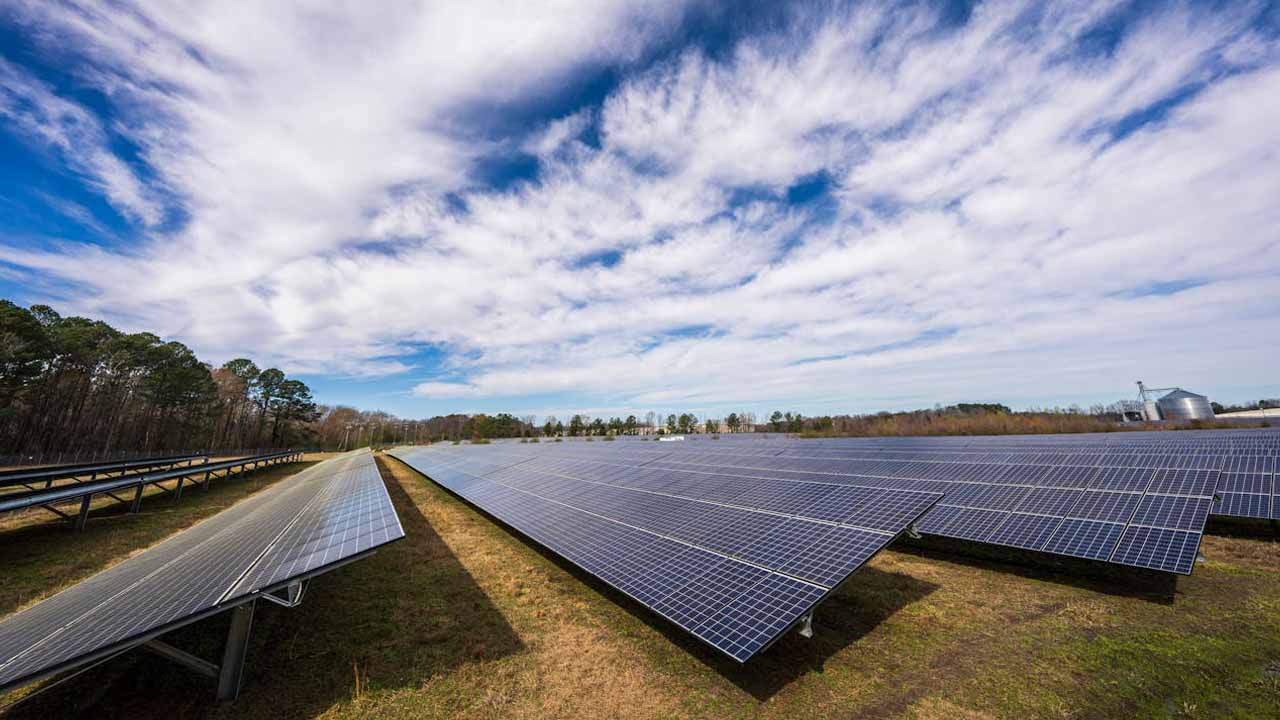 Vakko, Uşak’a 44,5 Milyon TL’lik güneş enerjisi santrali kuracak