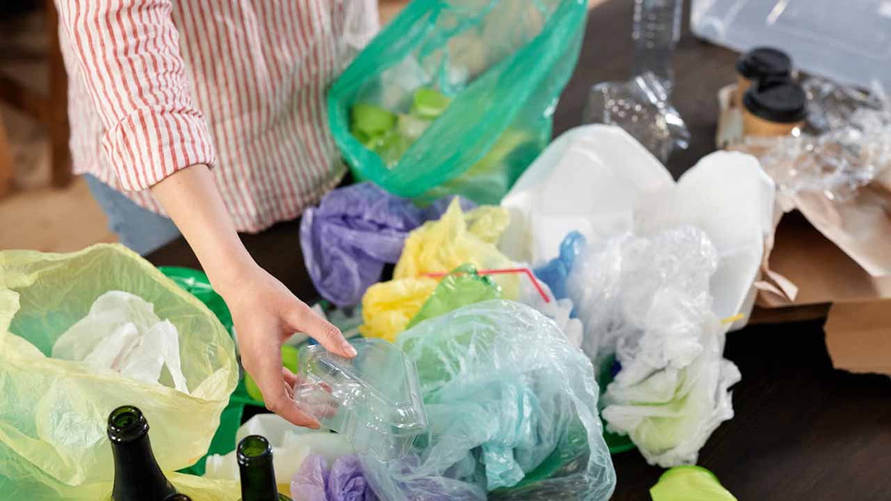 Kapı Önünde Çöp, Gürültü ve Atık İhlalleri İçin Cezalar Katlandı