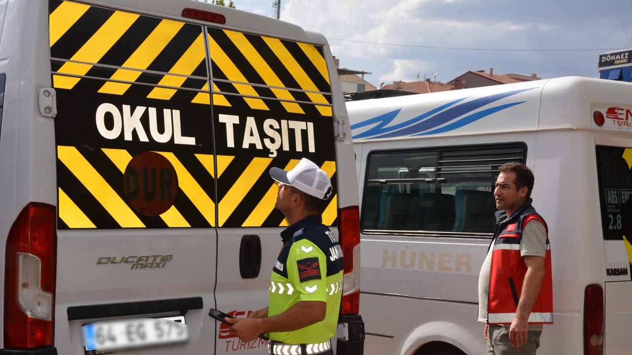 Uşak’ta okul servislerine denetim