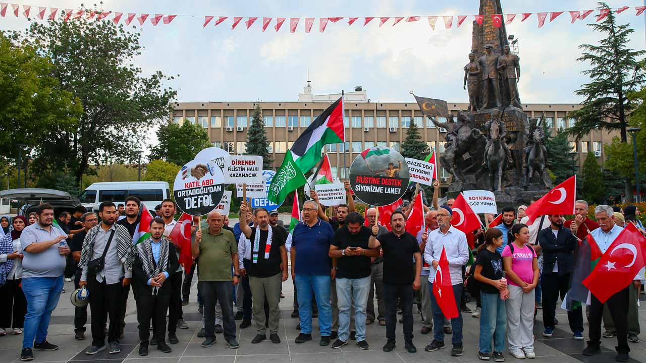 Uşak'tan Filistin'e ve Küresel Sumud Filosu'na destek