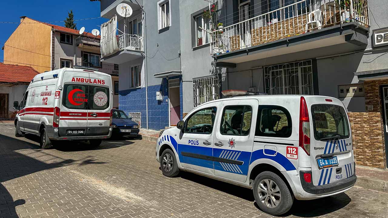 Uşak'ta 25 yaşındaki genç evinde ölü bulundu