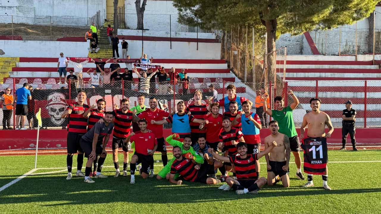 Oktaş Uşakspor 3’te 3 yaparak liderliği perçinledi
