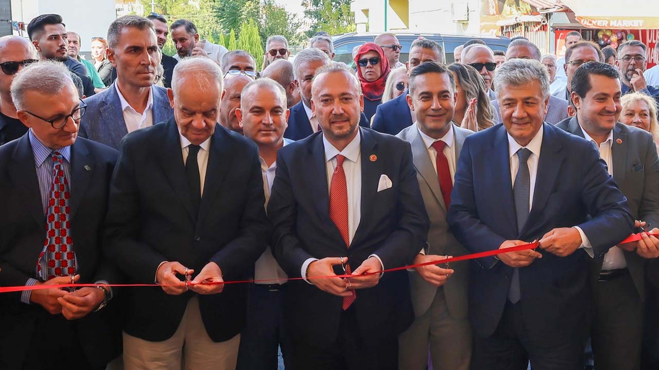 Uşak Kitap Fuarı 2. gününde çok önemli isimleri ağırladı
