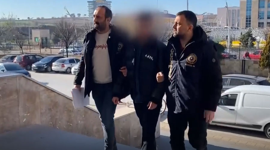 Uşak'ta yolcu otobüsünde uyuşturucuyla yakalanan kurye tutuklandı