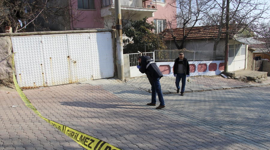 Elmalıdere Mahallesi'nde güpegündüz silahlı kavga