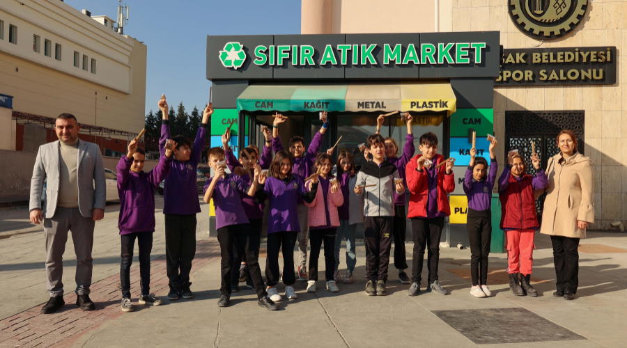 Sıfır Atık Market Minik Ziyaretçileri Ağırladı