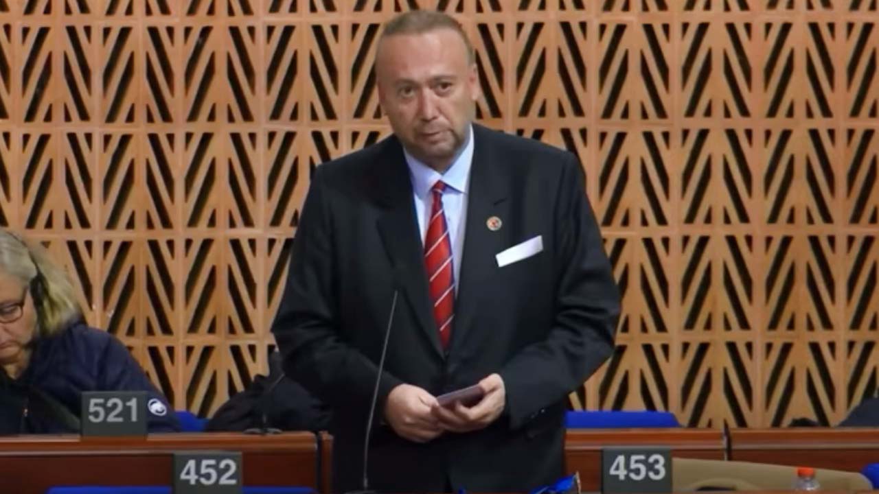 Uşak Belediye Başkanı Avrupa’da Seslendi: “Enerji ve Gıda Güvenliği Artık Stratejik Öncelik”